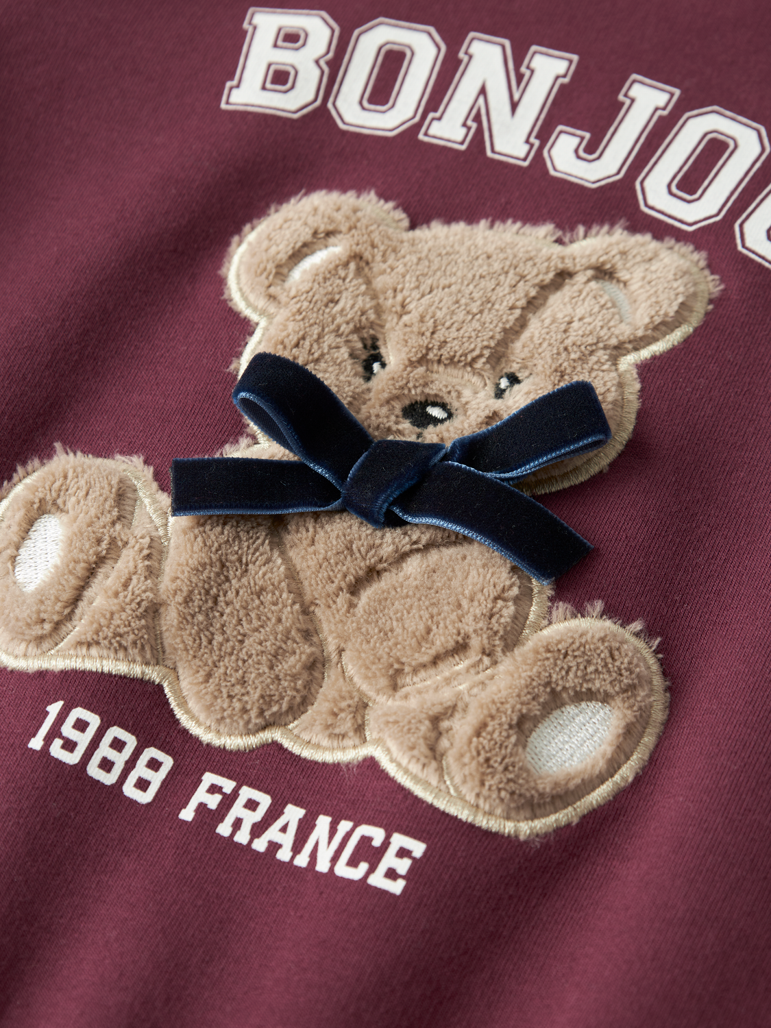 model_shot-front_full